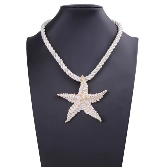 Zara Starfish Pendant Rope Necklace – Bold Statement Beach-Inspired Jewelry - Picture 4 of 10